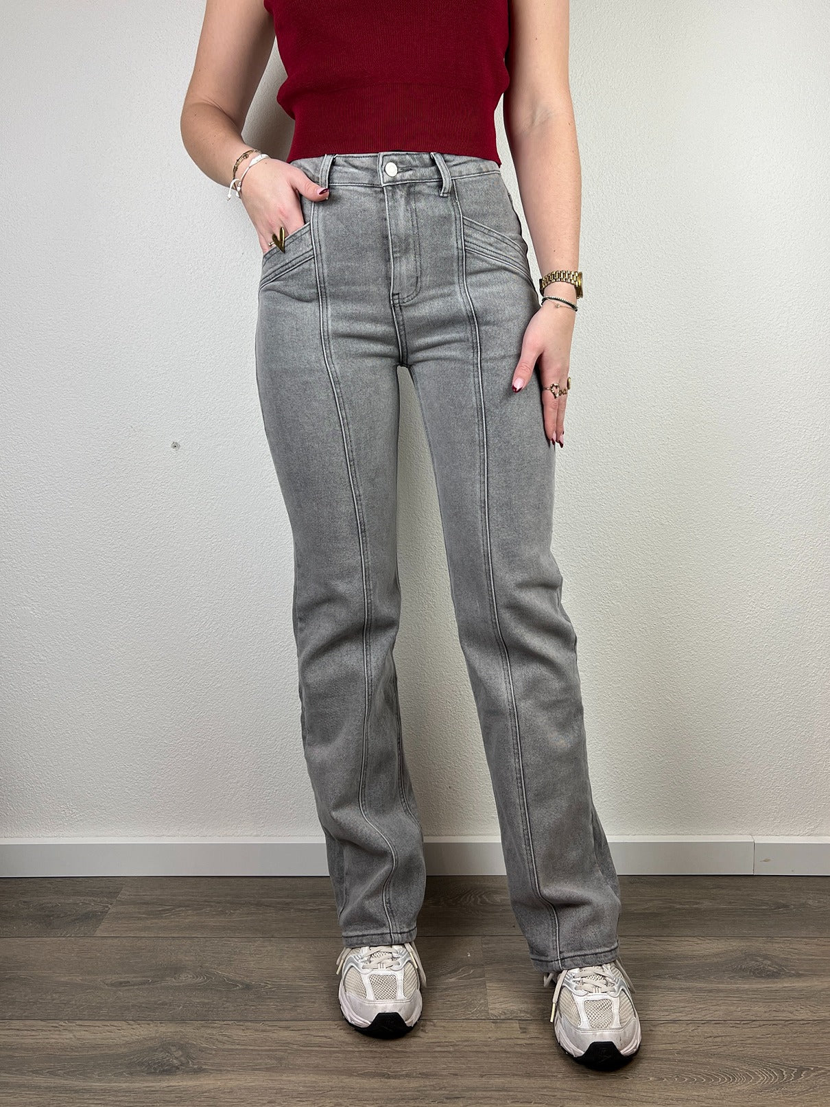 Redefined Straight Leg Jeans | Grijs