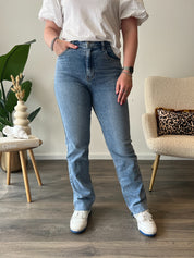 Regular Straight Leg Jeans | 2622